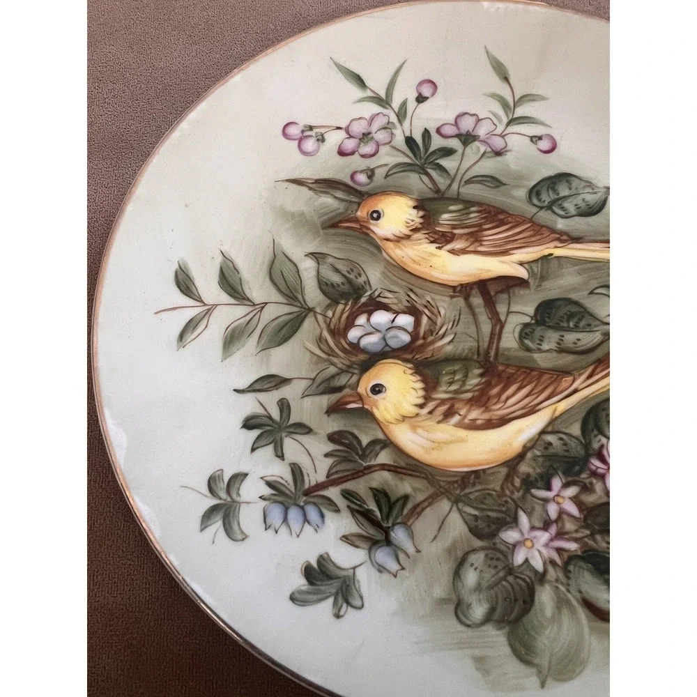 Birds with their Nest  American Folk Art Collection HANGING WALL Plate Vintage